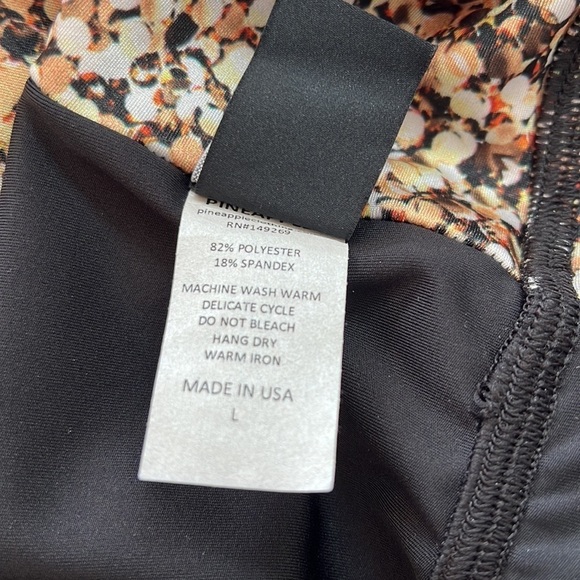 Confetti Black Printed Sports Bra & Legging Set - Picture 9 of 10